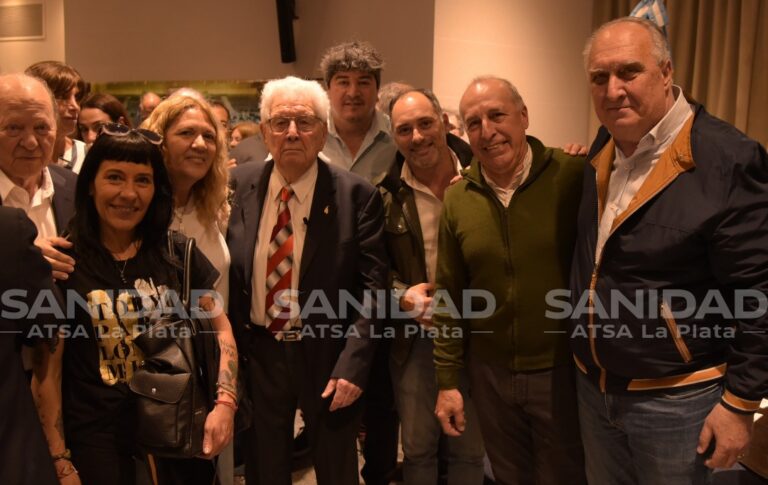 Acto de distinción del Profesor Miguel Ubaldo Ignomiriello