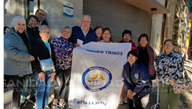 Almuerzo y viaje a Necochea de la Agrupación Trinos